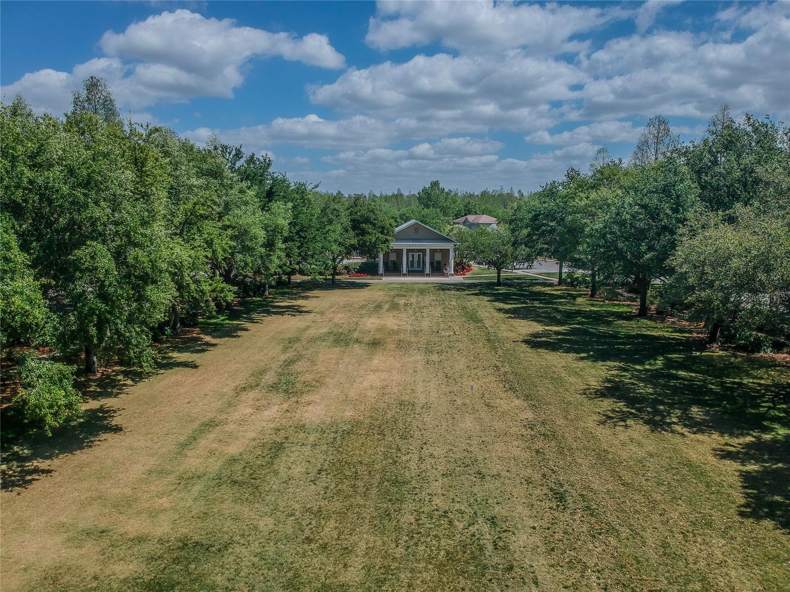 Image 36 of 66 For 10115 Ringling Street