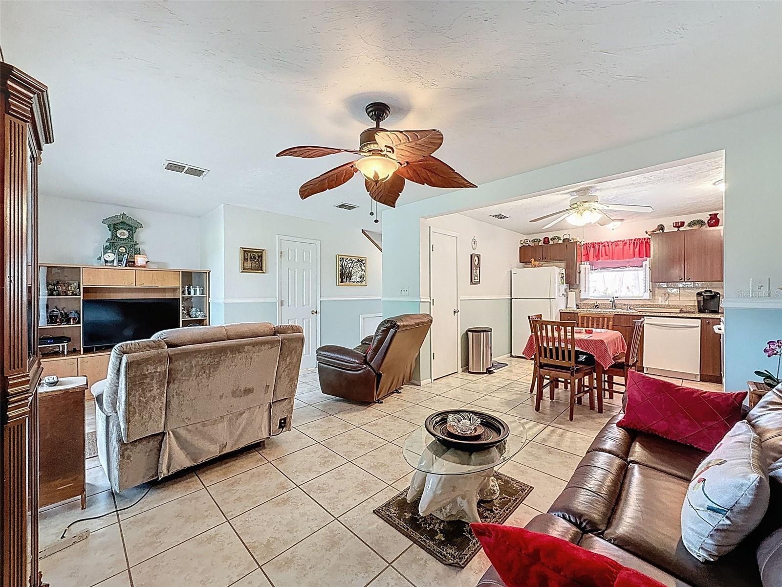 Image 10 of 50 For 7135 Trenton Place