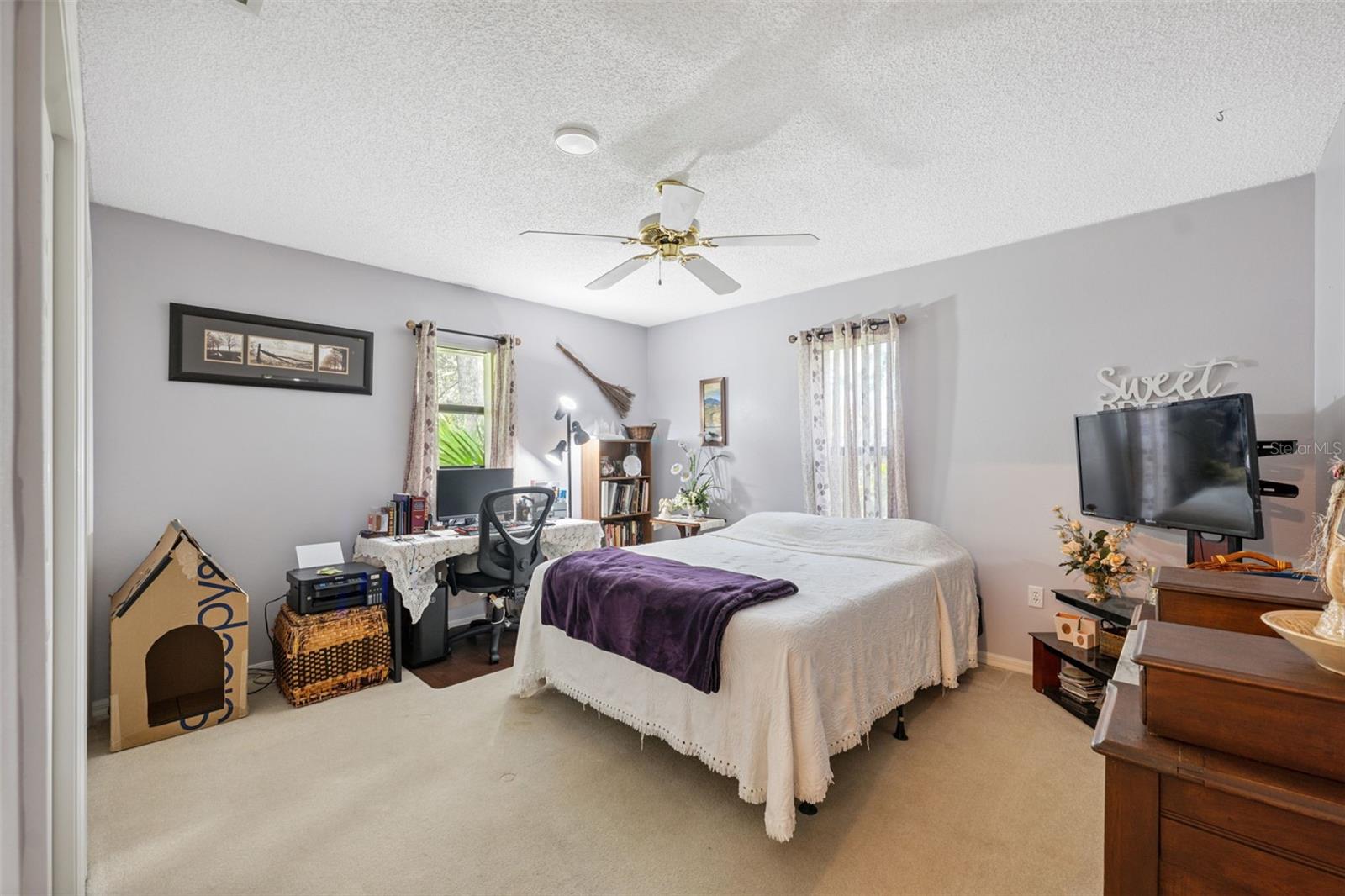 Image 21 of 53 For 12295 Clarendon Court