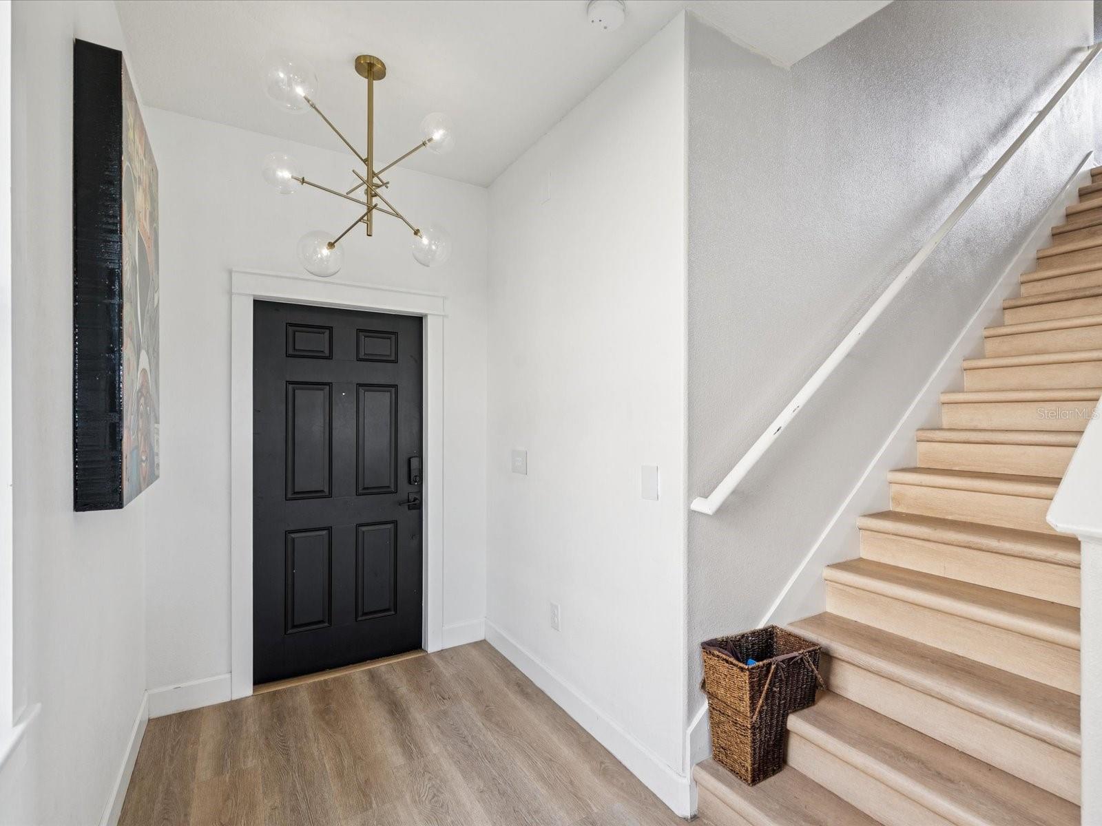 Image 6 of 63 For 14000 Lugano Court