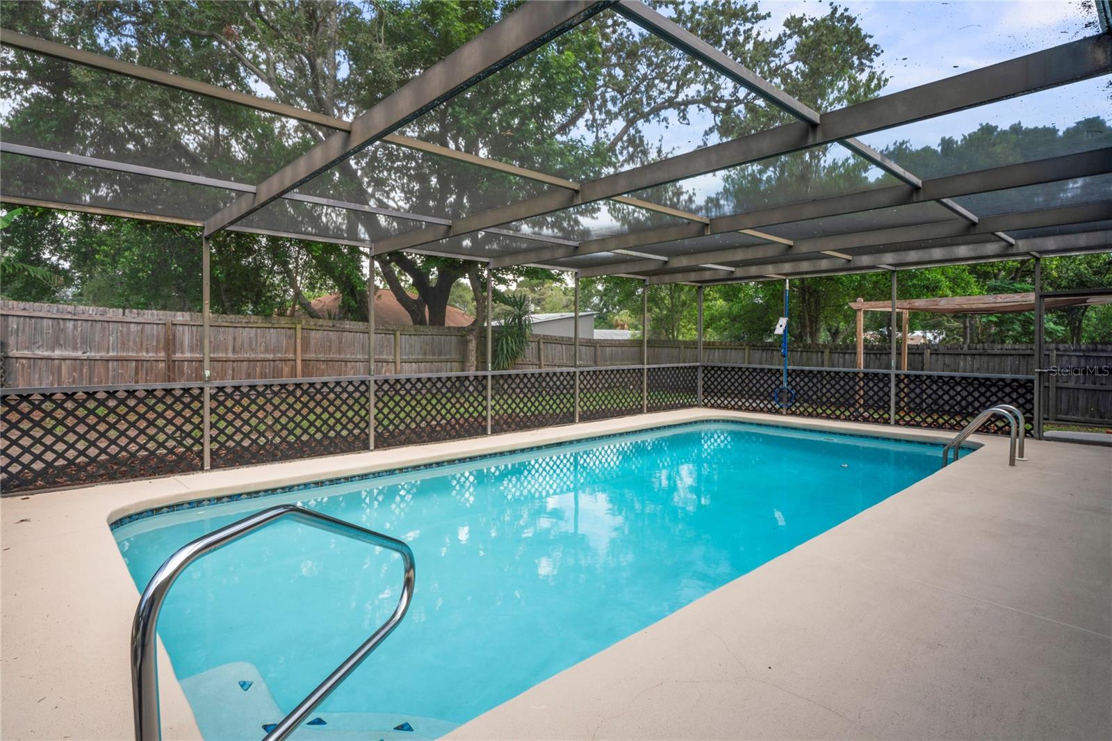 Image 2 of 60 For 1131 Bentley Avenue