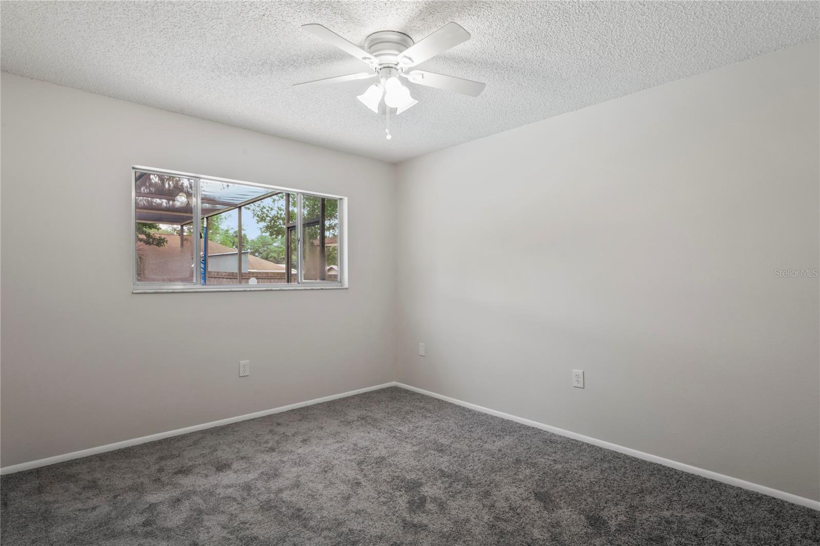 Image 31 of 60 For 1131 Bentley Avenue