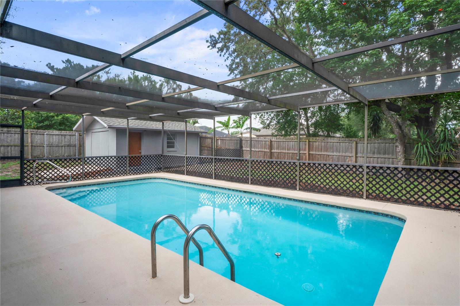 Image 38 of 60 For 1131 Bentley Avenue