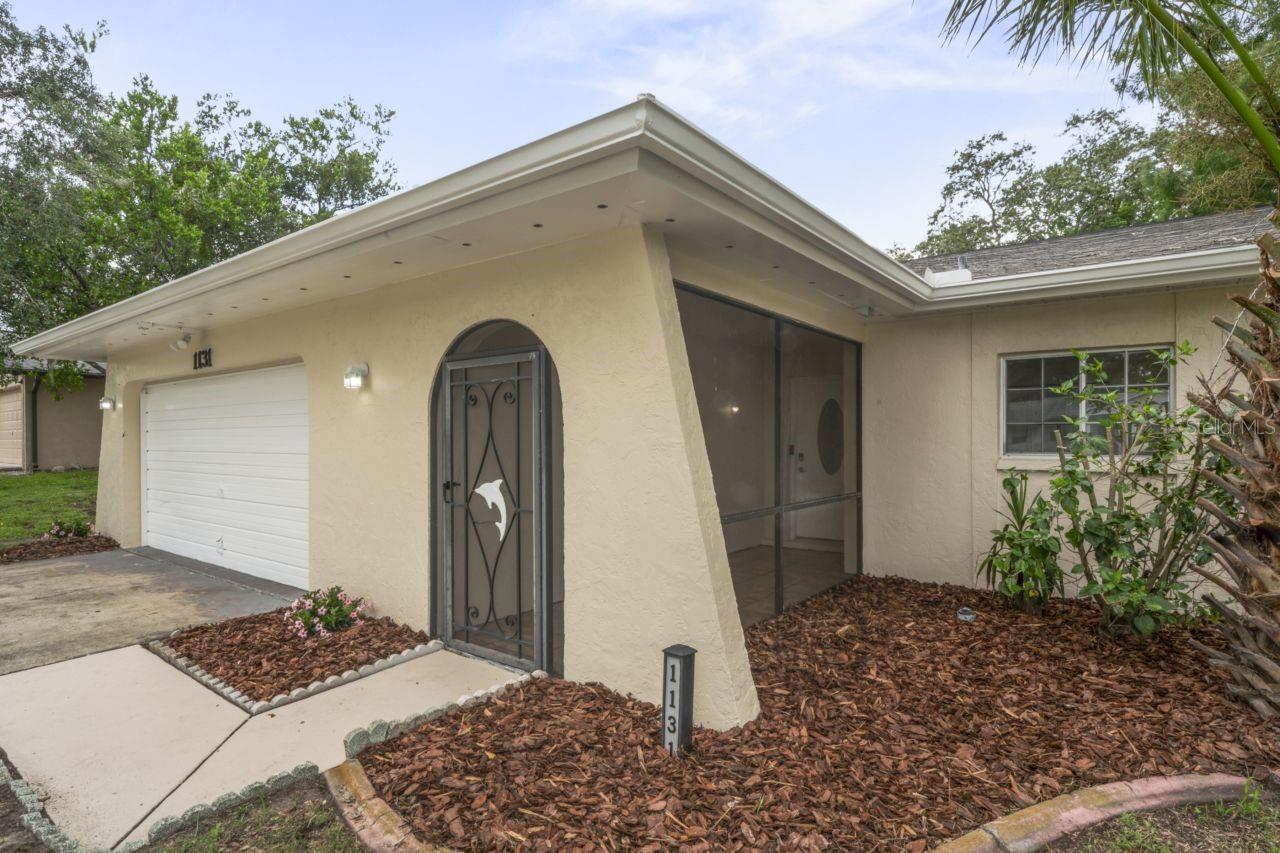 Image 59 of 60 For 1131 Bentley Avenue