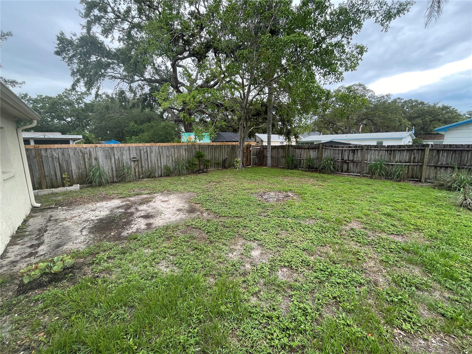 Image 15 of 36 For 1355 Davis Road