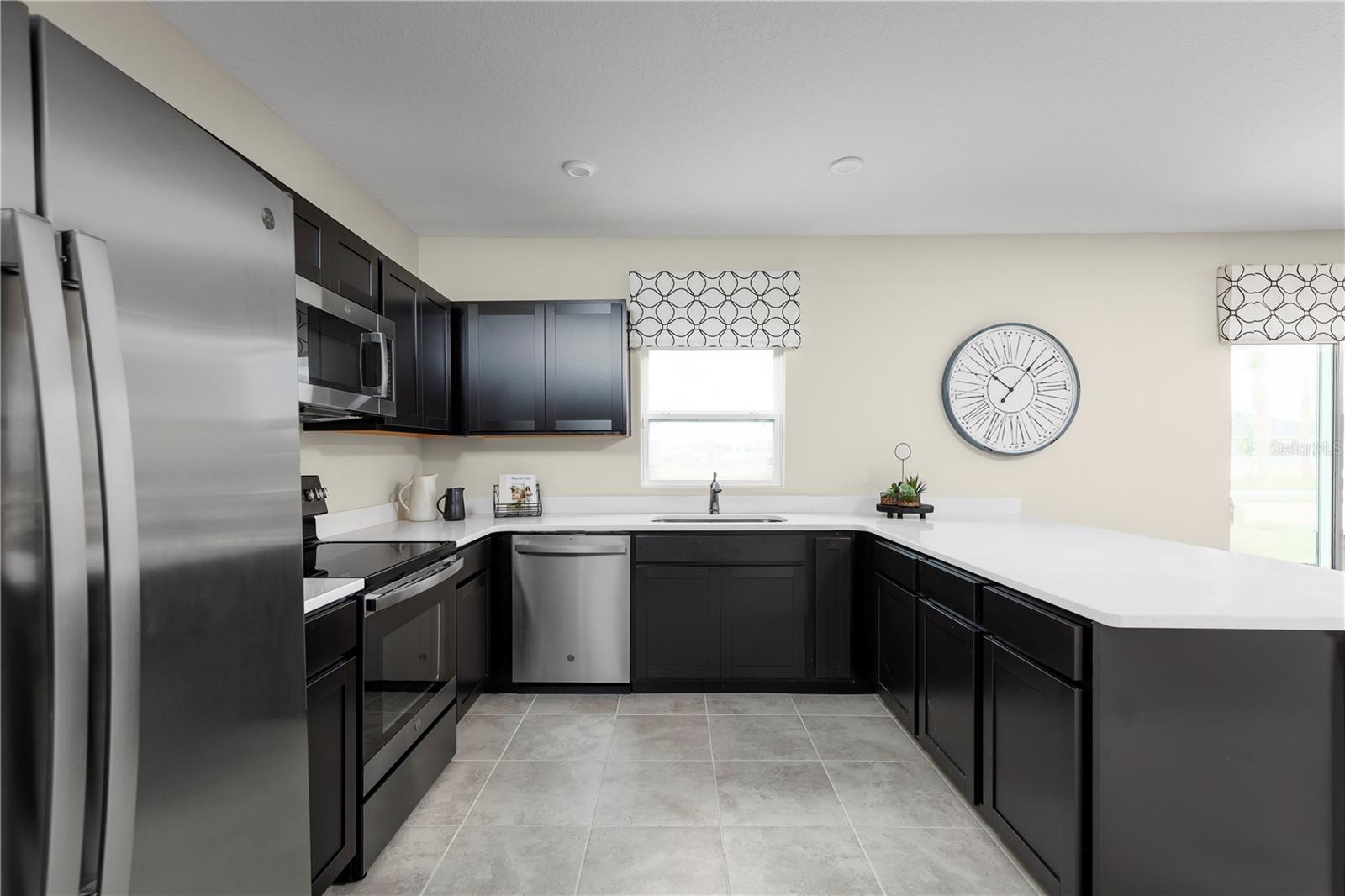 Image 3 of 15 For 1362 Laramie Way