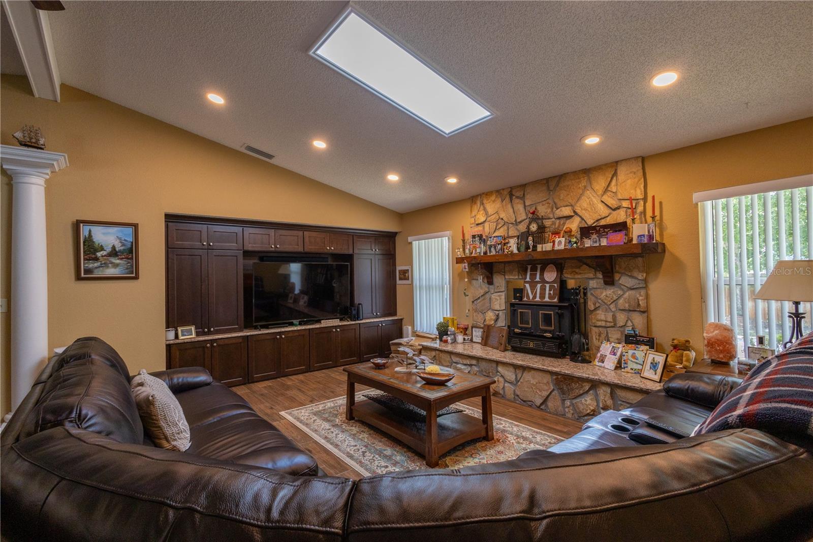 Image 14 of 48 For 7550 Jomel Drive