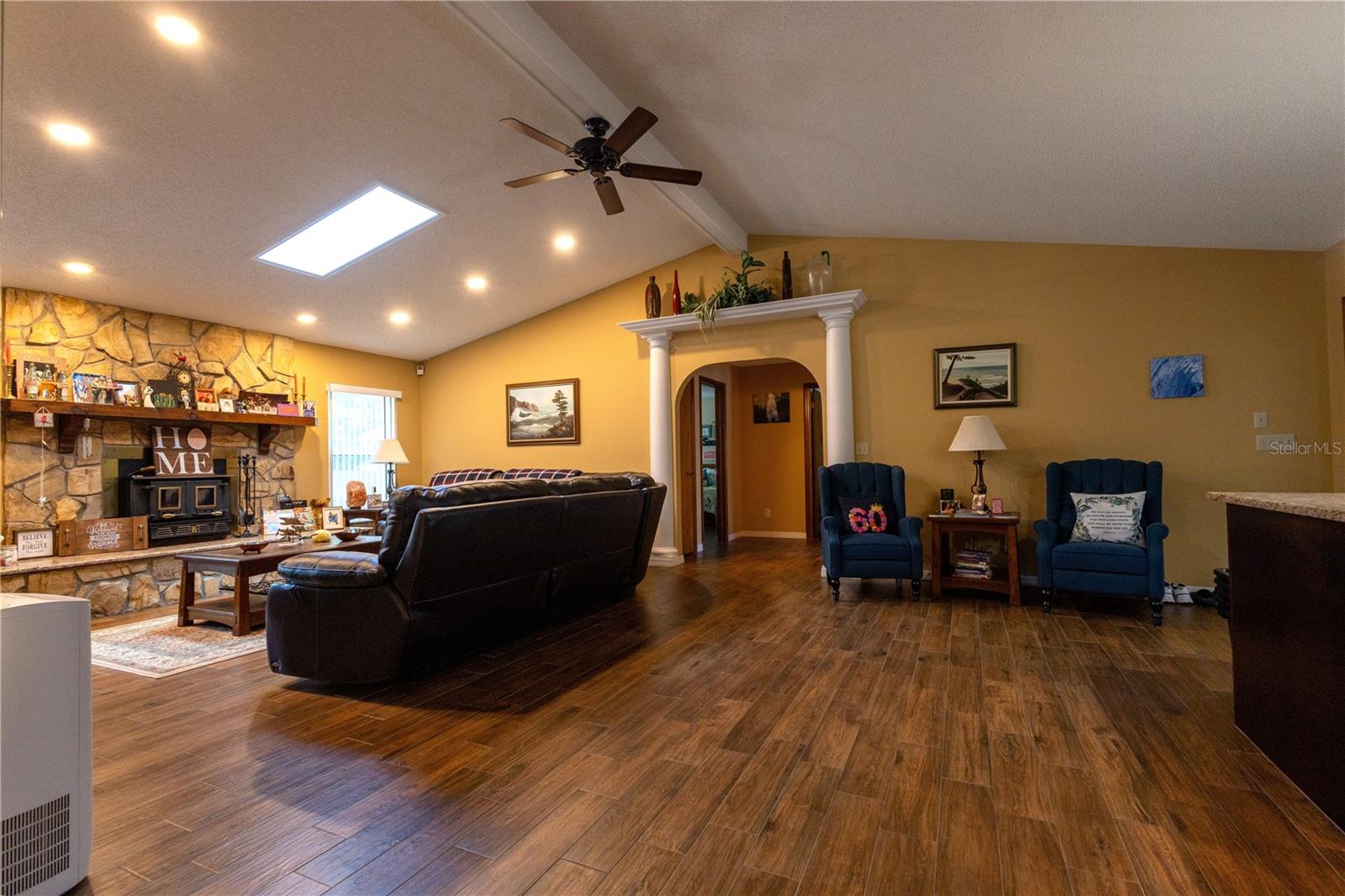 Image 15 of 48 For 7550 Jomel Drive