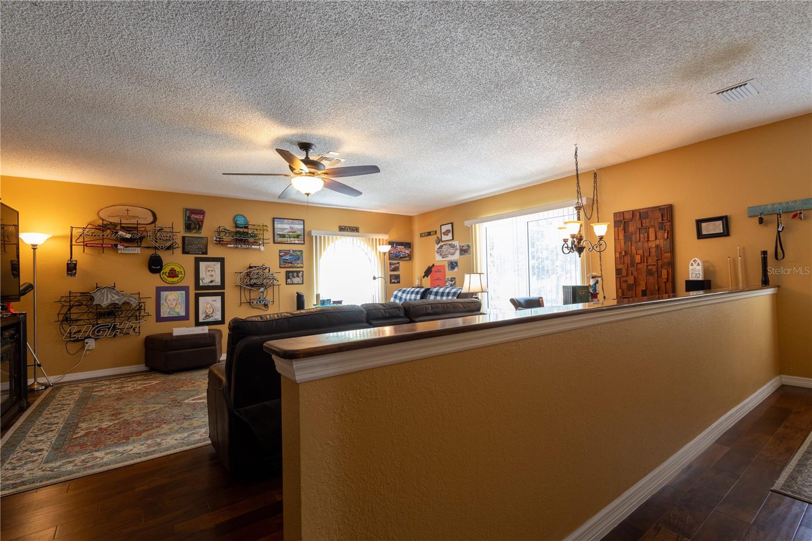 Image 18 of 48 For 7550 Jomel Drive