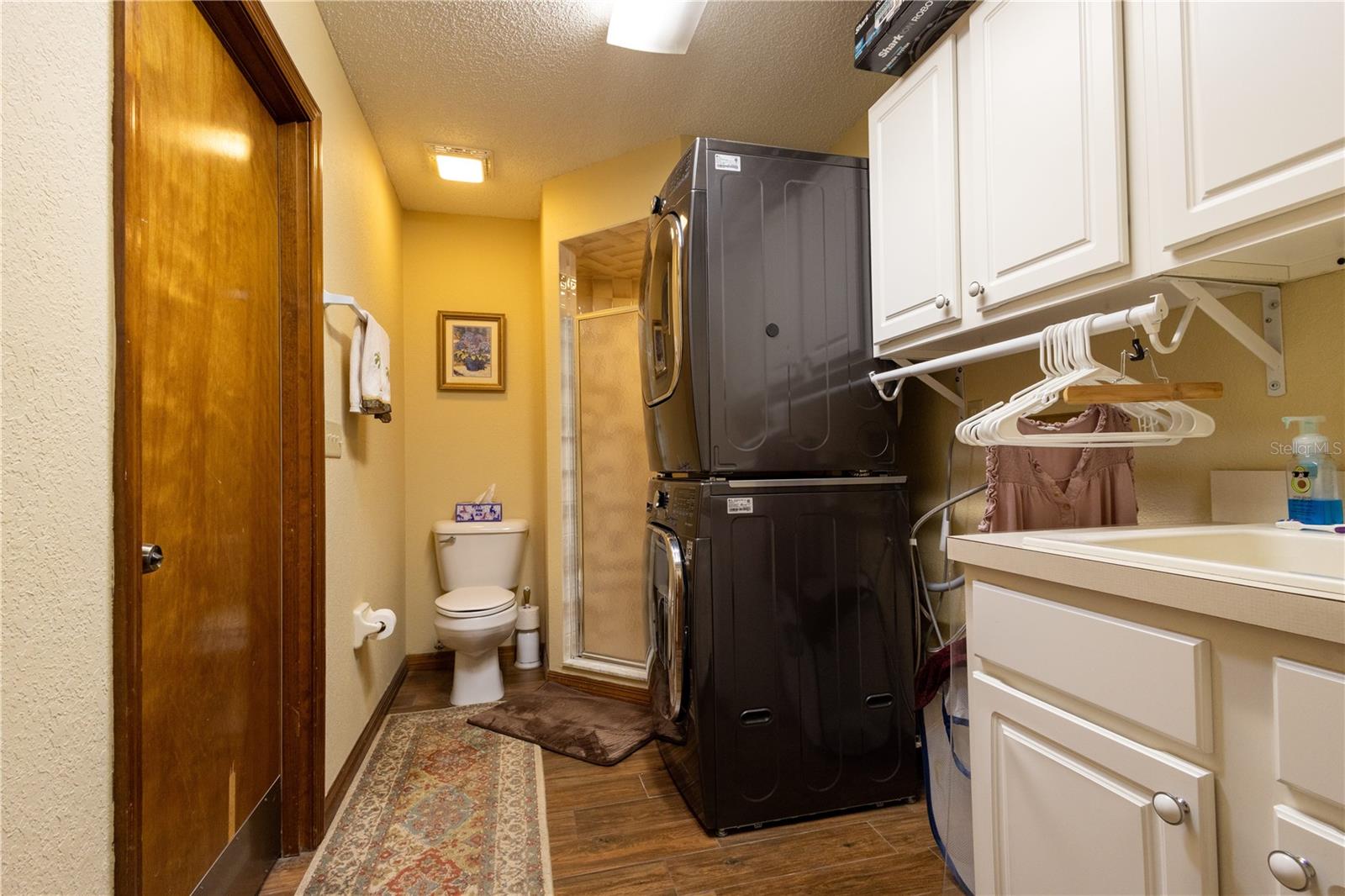 Image 29 of 48 For 7550 Jomel Drive