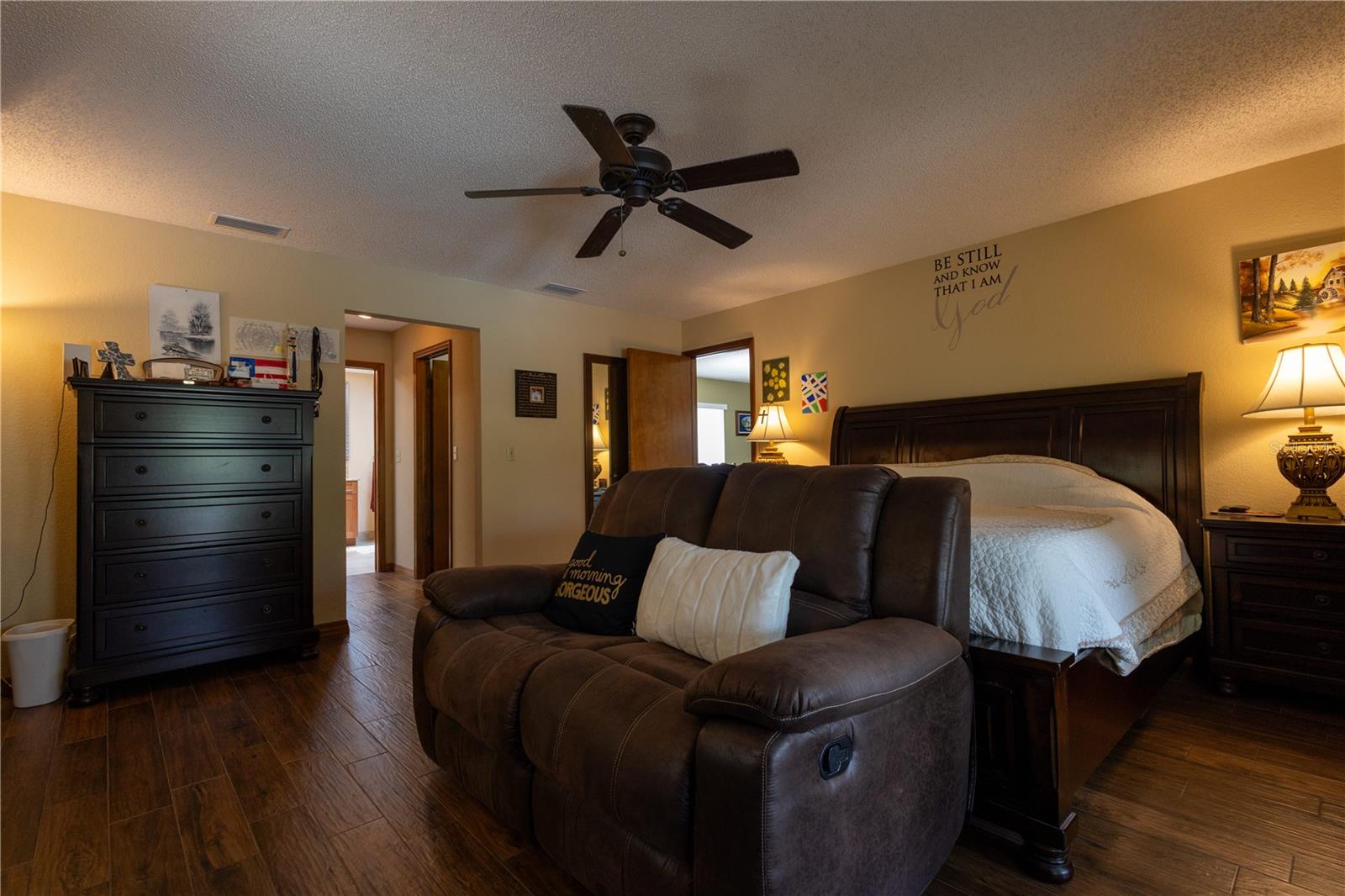 Image 32 of 48 For 7550 Jomel Drive