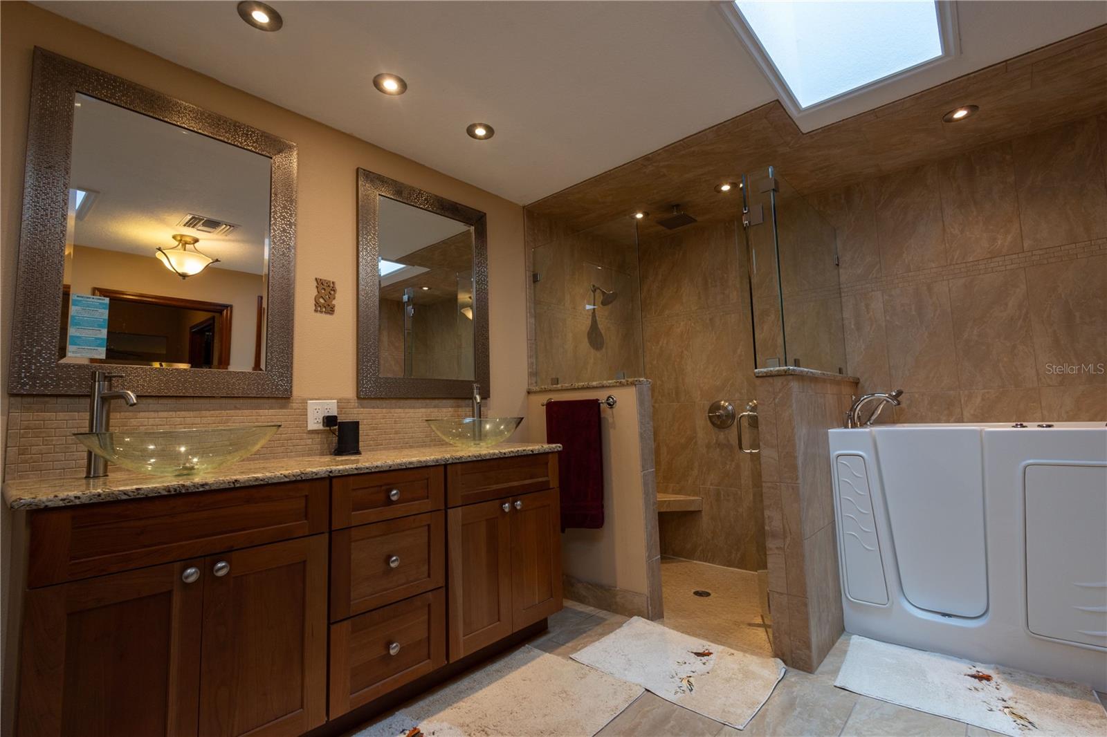 Image 34 of 48 For 7550 Jomel Drive