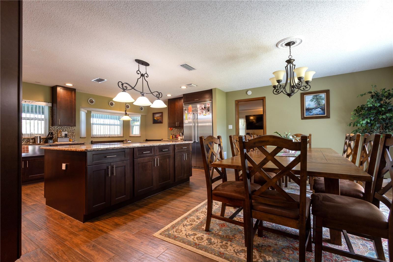 Image 7 of 48 For 7550 Jomel Drive