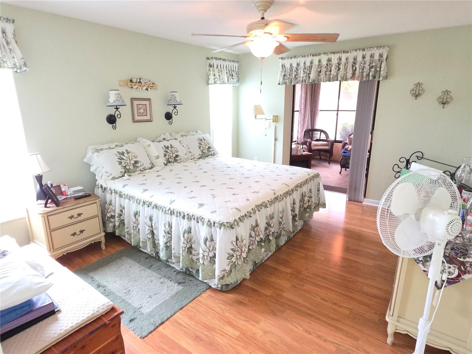 Image 12 of 28 For 9056 Horizon Drive