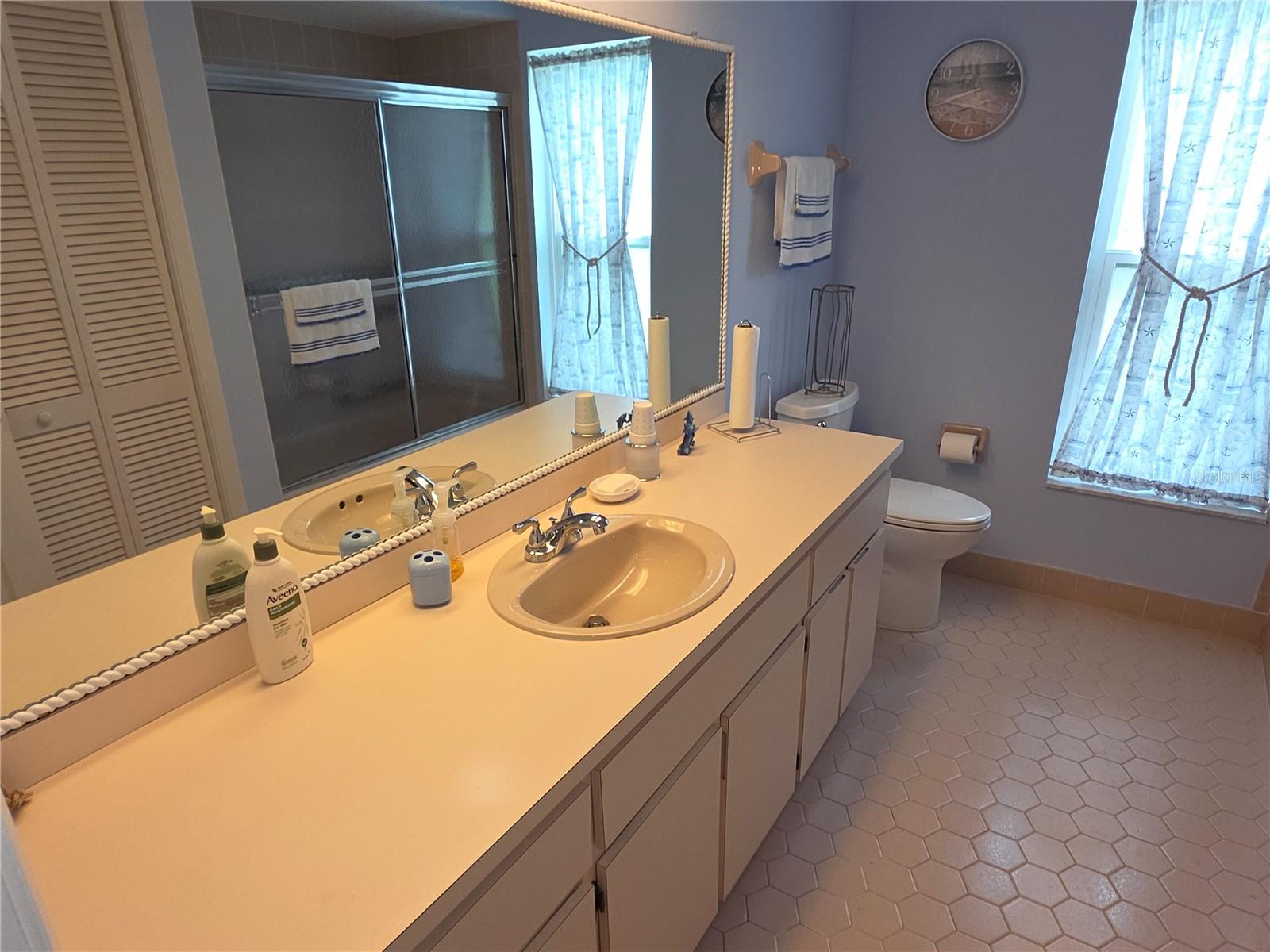 Image 17 of 28 For 9056 Horizon Drive