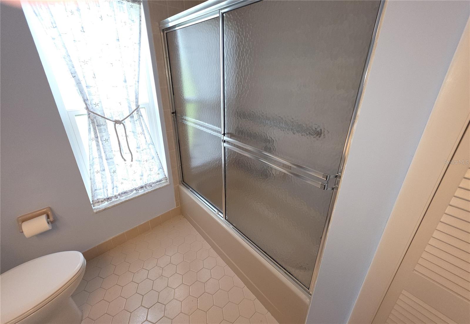 Image 18 of 28 For 9056 Horizon Drive