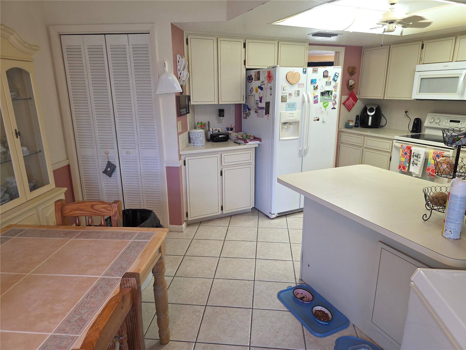 Image 7 of 28 For 9056 Horizon Drive