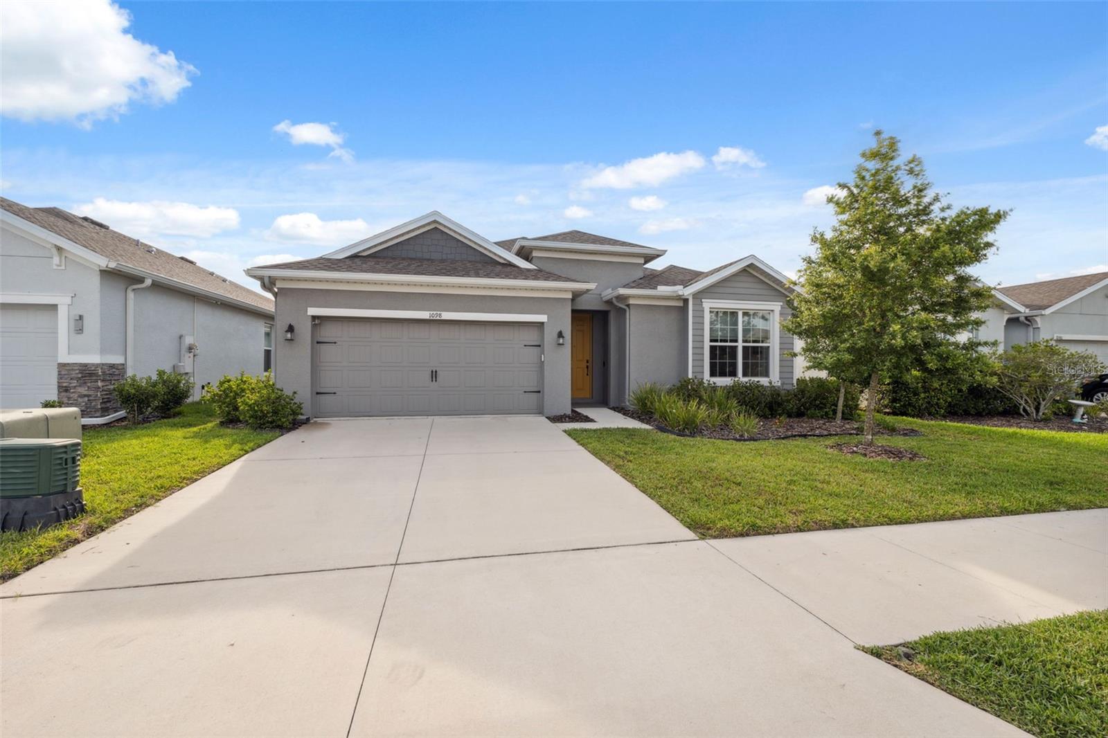 Image 2 of 47 For 1098 Old Windsor Way