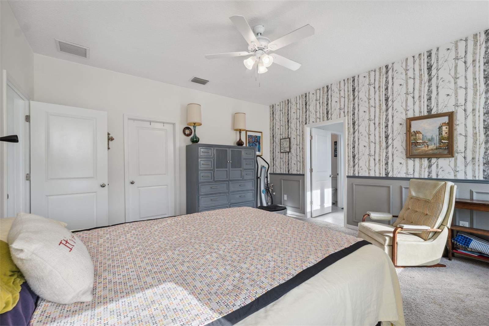 Image 20 of 47 For 1098 Old Windsor Way