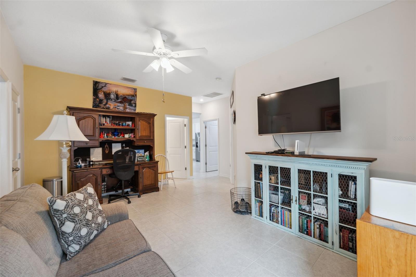 Image 24 of 47 For 1098 Old Windsor Way