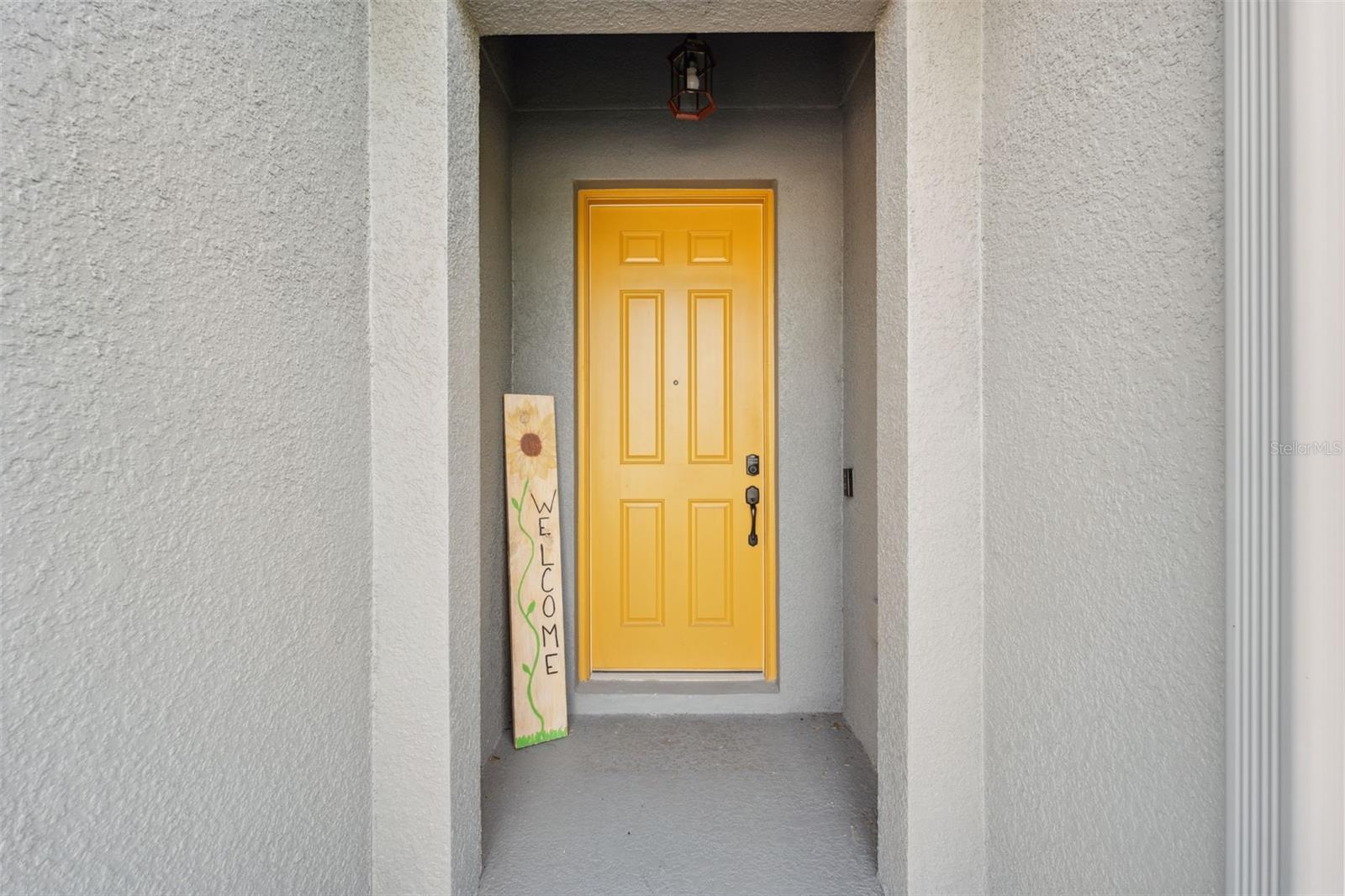 Image 3 of 47 For 1098 Old Windsor Way