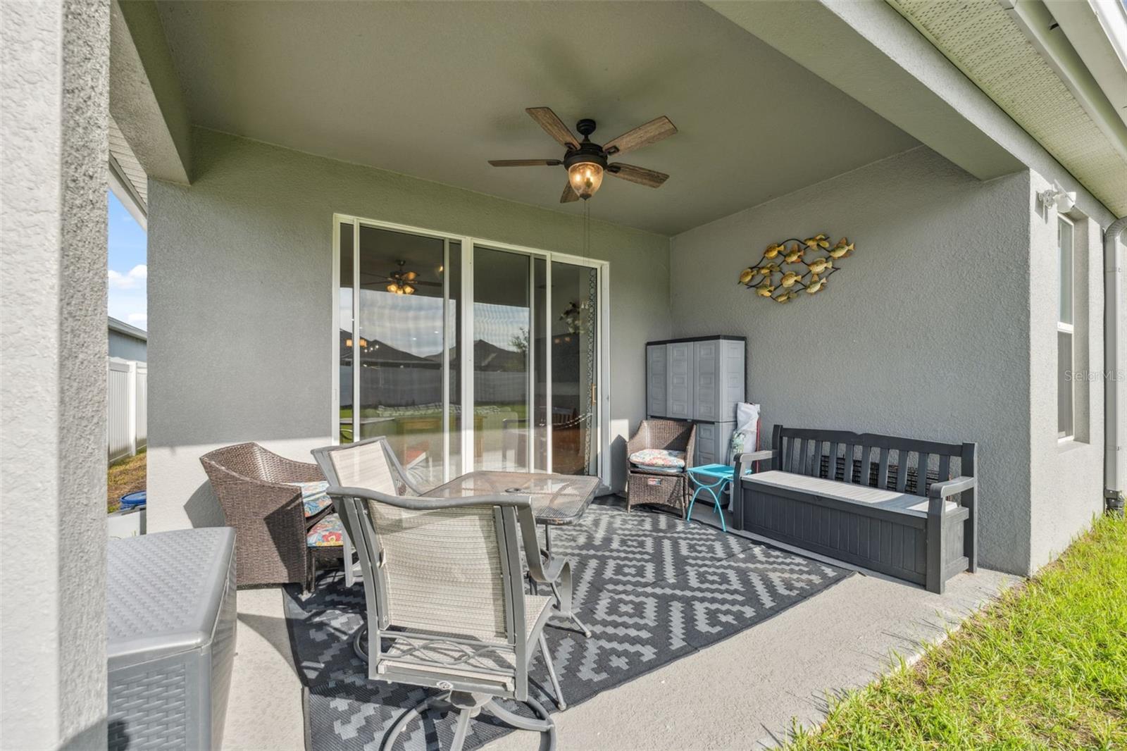 Image 31 of 47 For 1098 Old Windsor Way