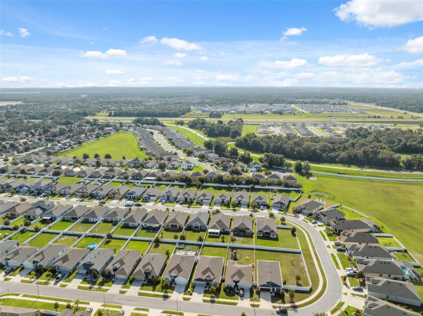 Image 35 of 47 For 1098 Old Windsor Way