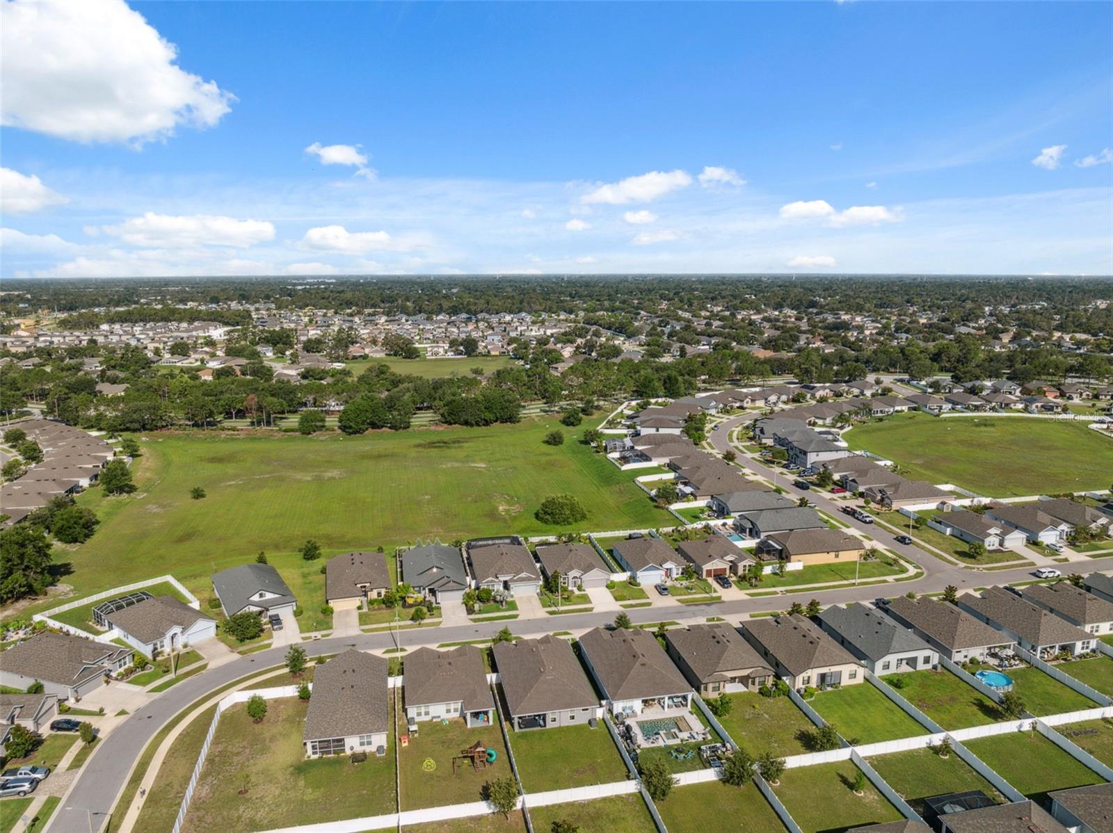 Image 41 of 47 For 1098 Old Windsor Way