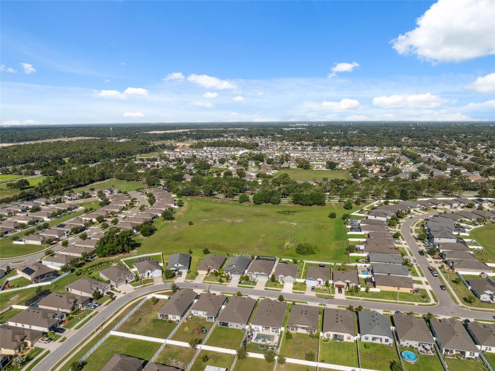 Image 42 of 47 For 1098 Old Windsor Way