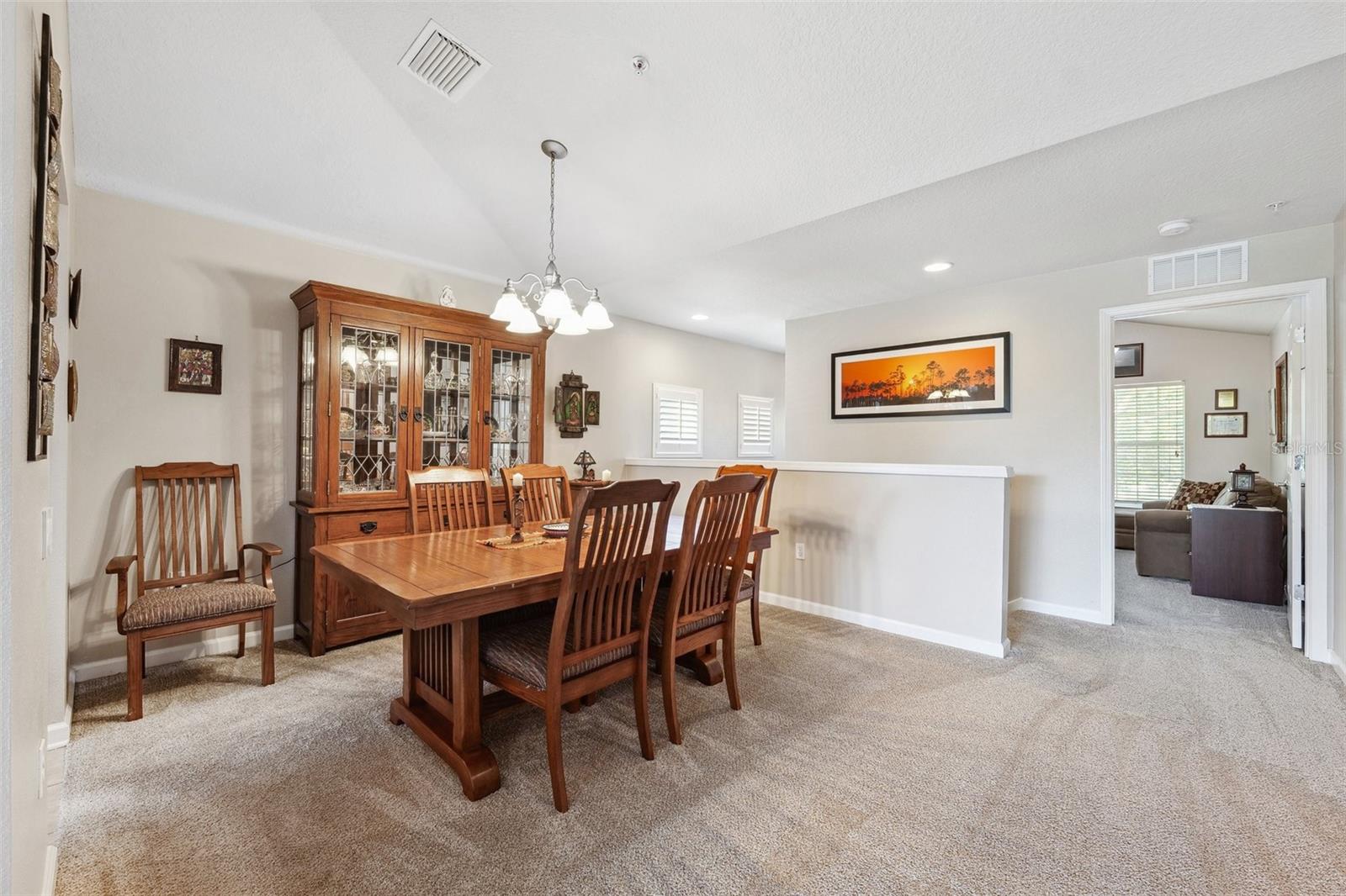 Image 12 of 41 For 2209 Kings Palace Drive 21-204
