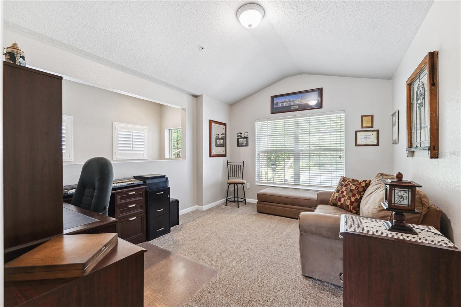 Image 13 of 41 For 2209 Kings Palace Drive 21-204