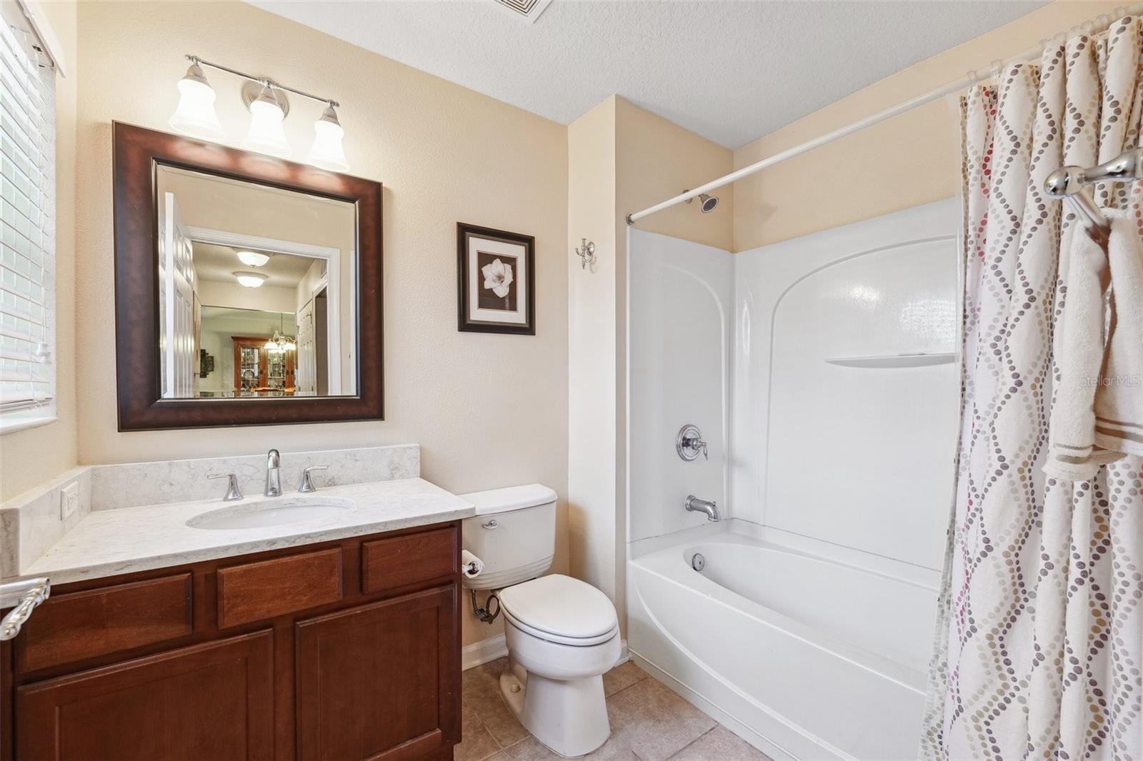Image 15 of 41 For 2209 Kings Palace Drive 21-204