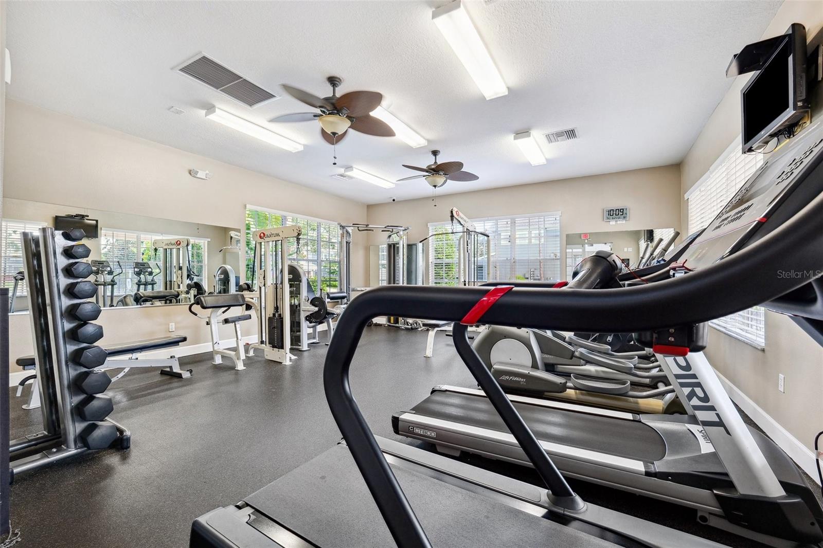 Image 32 of 41 For 2209 Kings Palace Drive 21-204