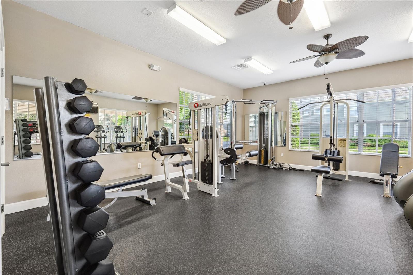 Image 33 of 41 For 2209 Kings Palace Drive 21-204