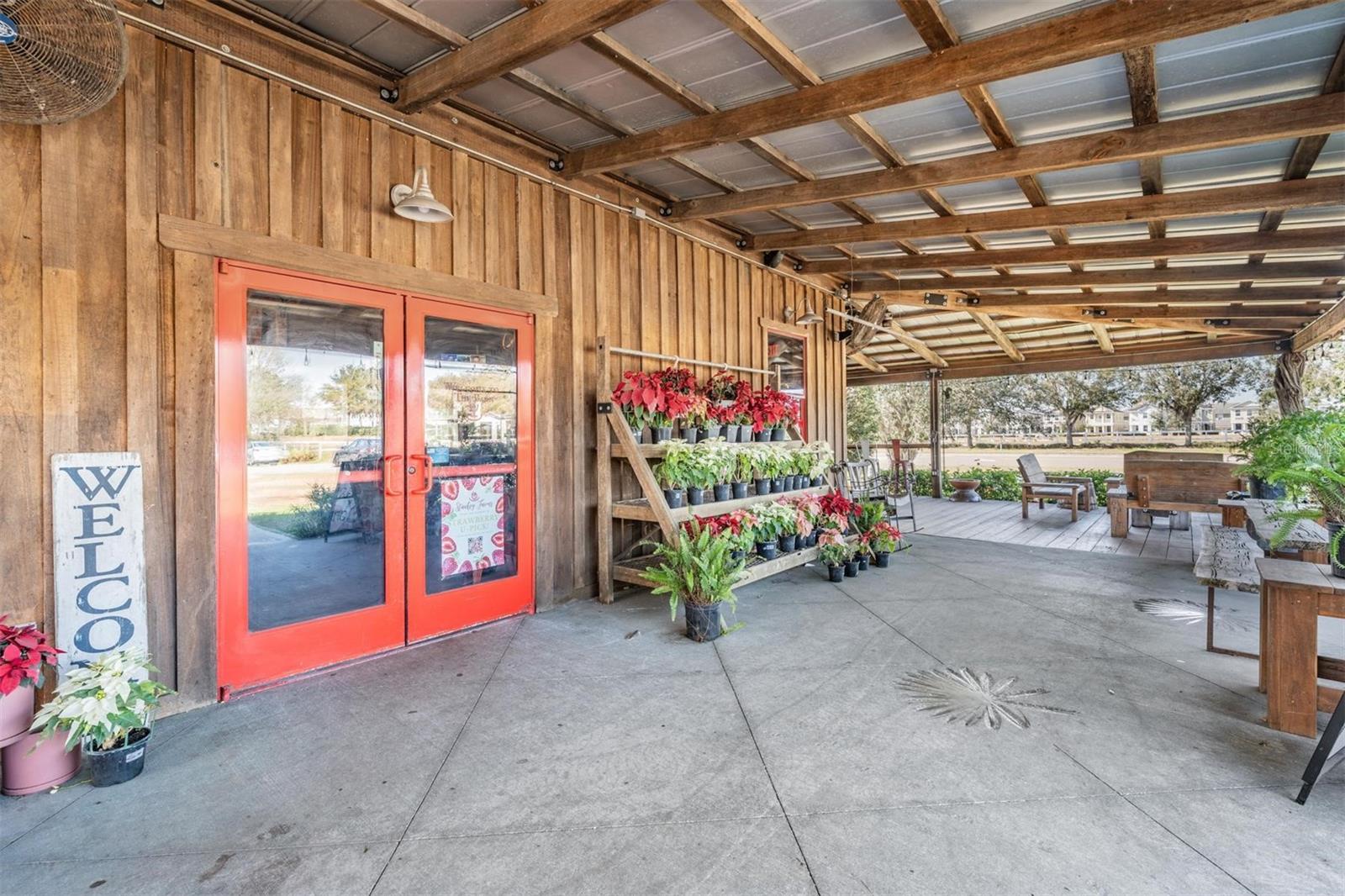 Listing photo id 48 for 3450 Ferrell Street