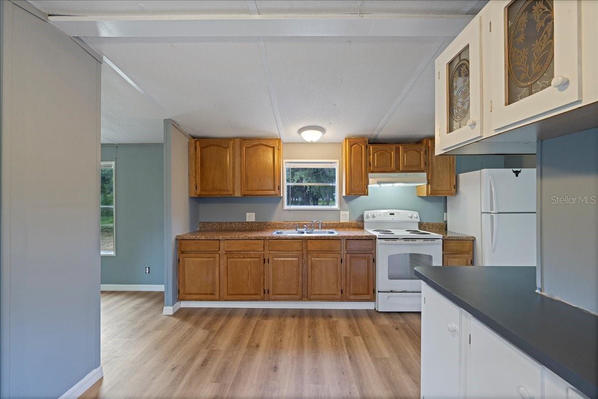 Image 12 of 62 For 10217 Rim Lane