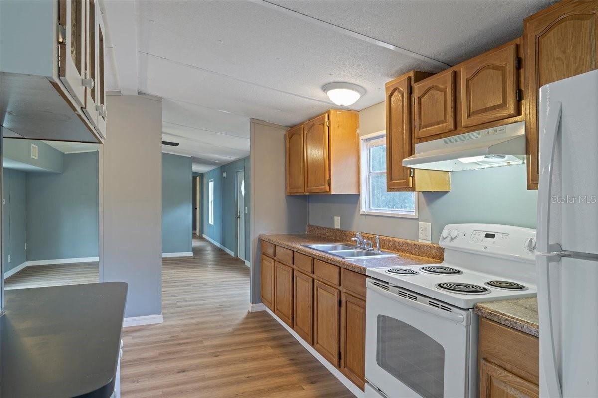 Image 15 of 62 For 10217 Rim Lane