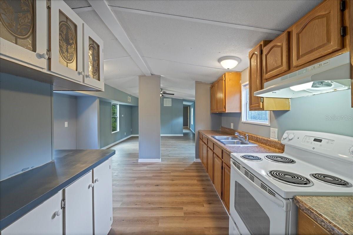 Image 17 of 62 For 10217 Rim Lane