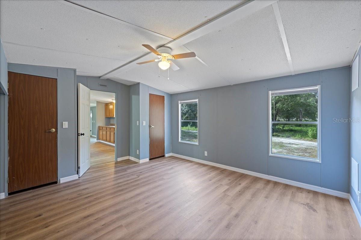 Image 22 of 62 For 10217 Rim Lane