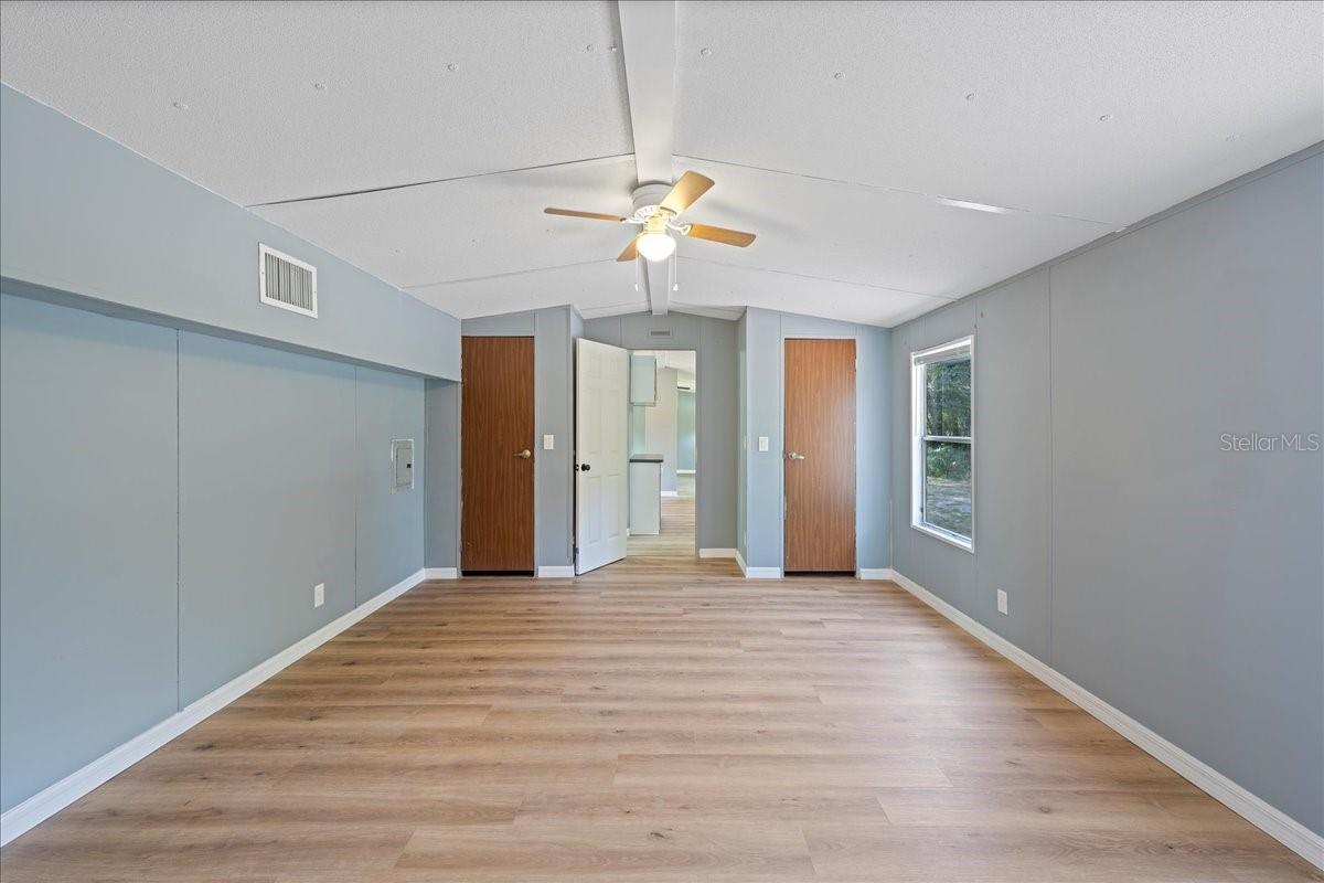 Image 23 of 62 For 10217 Rim Lane