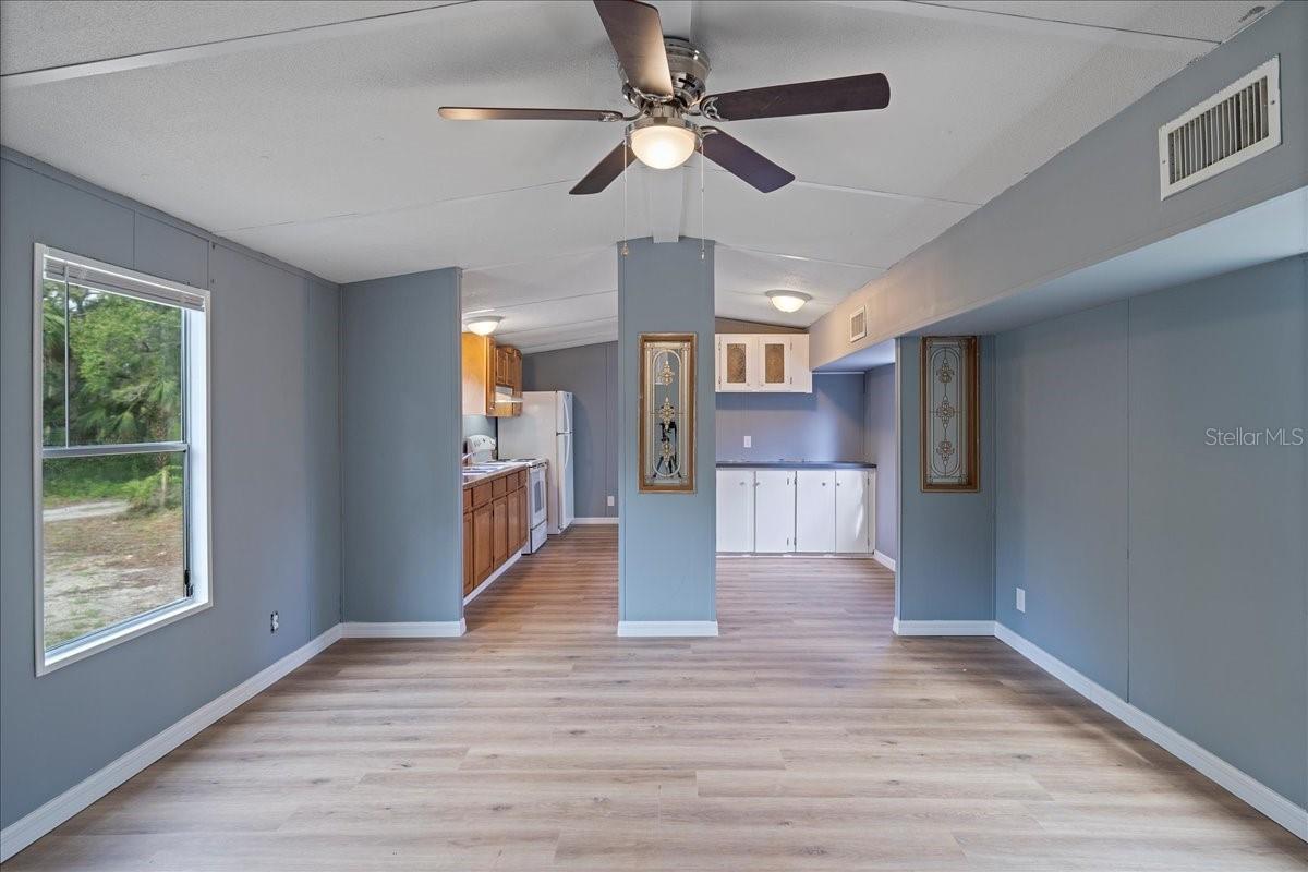 Image 7 of 62 For 10217 Rim Lane