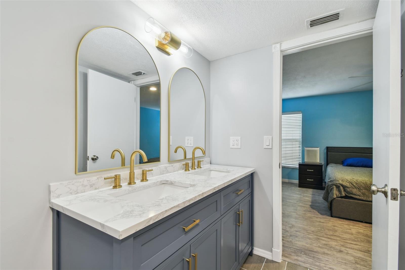 Image 34 of 63 For 1071 Lexington Court