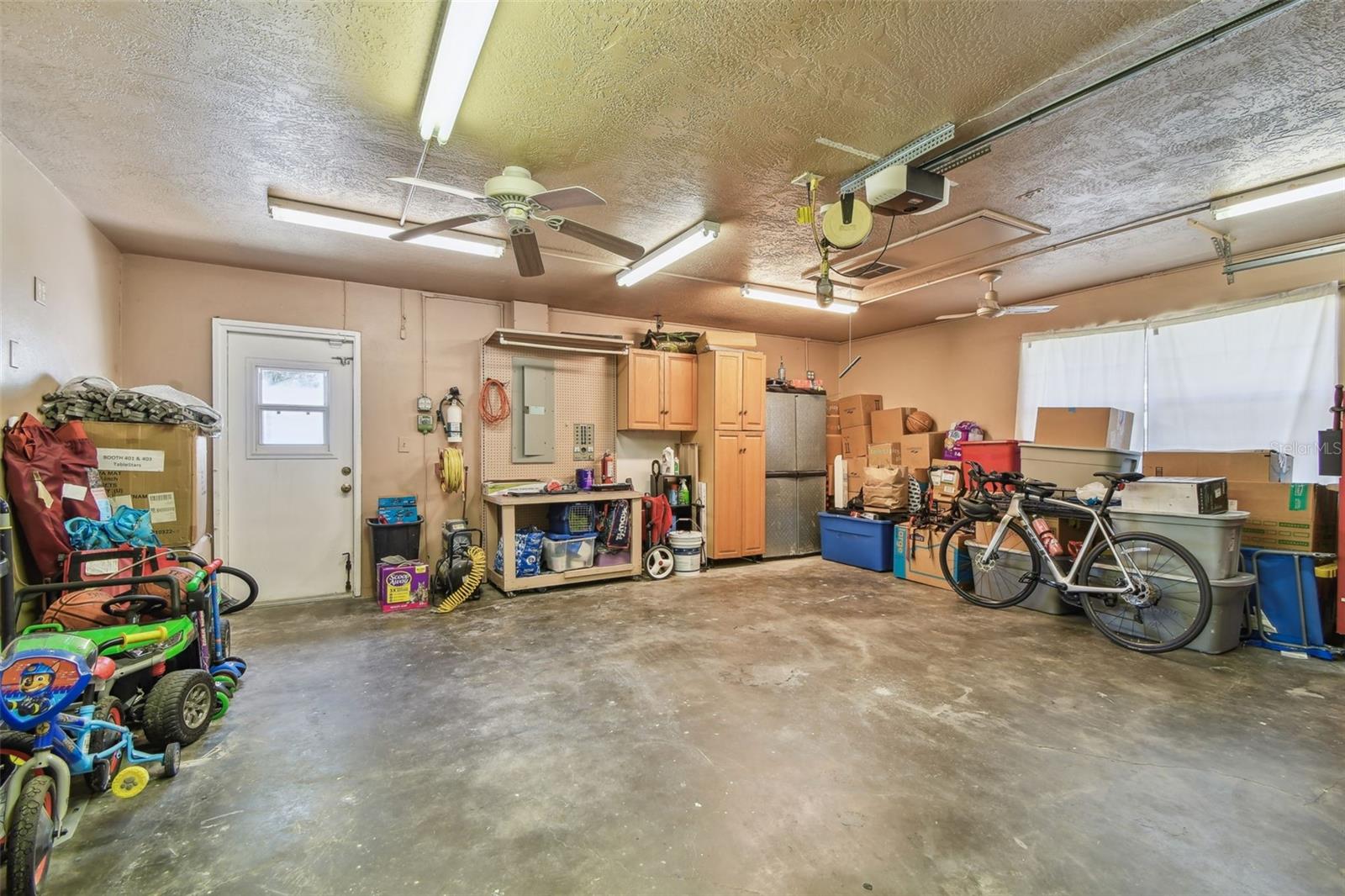 Image 45 of 63 For 1071 Lexington Court