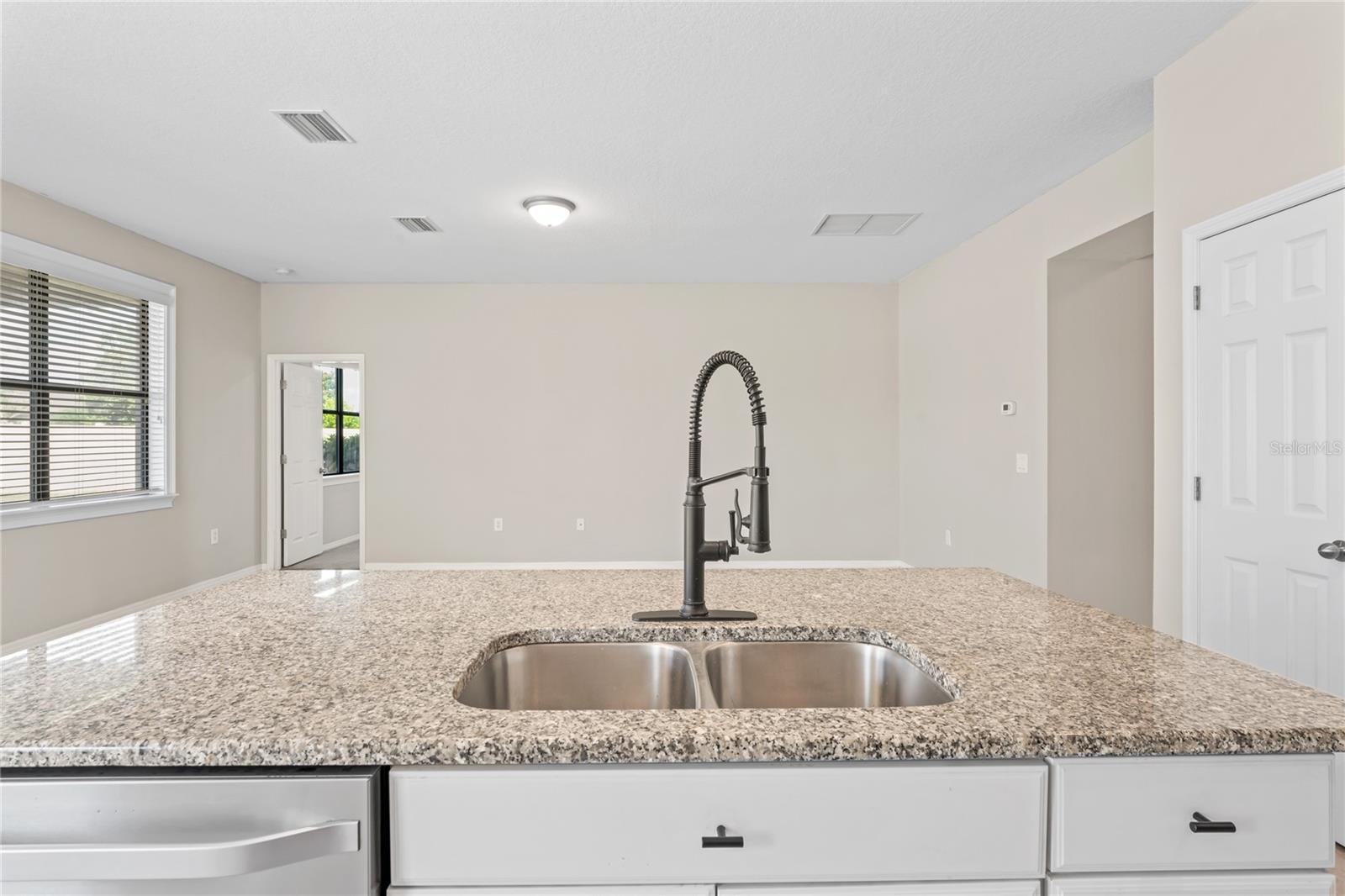 Image 14 of 76 For 18558 Cortes Creek Boulevard