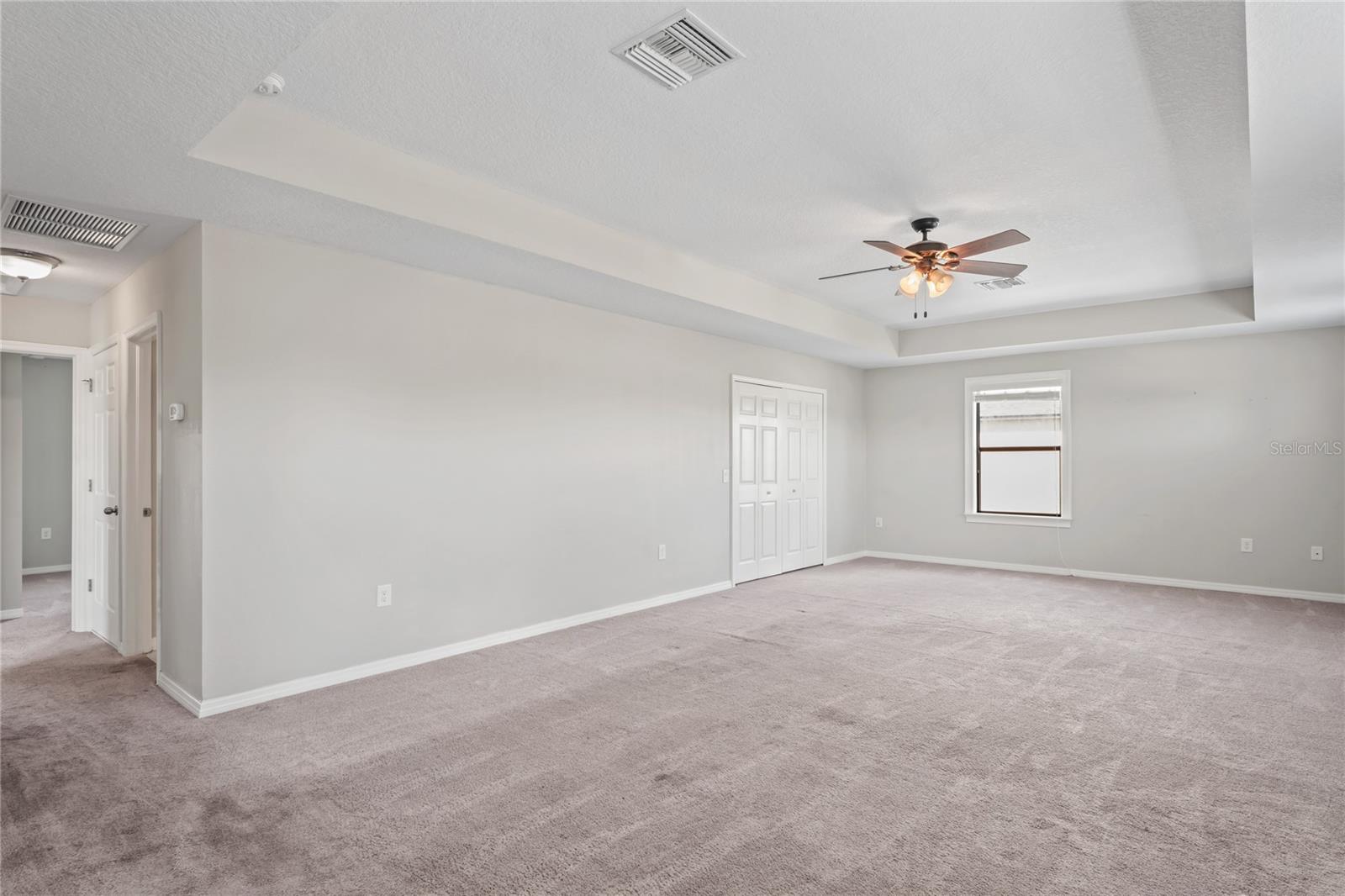 Image 27 of 76 For 18558 Cortes Creek Boulevard