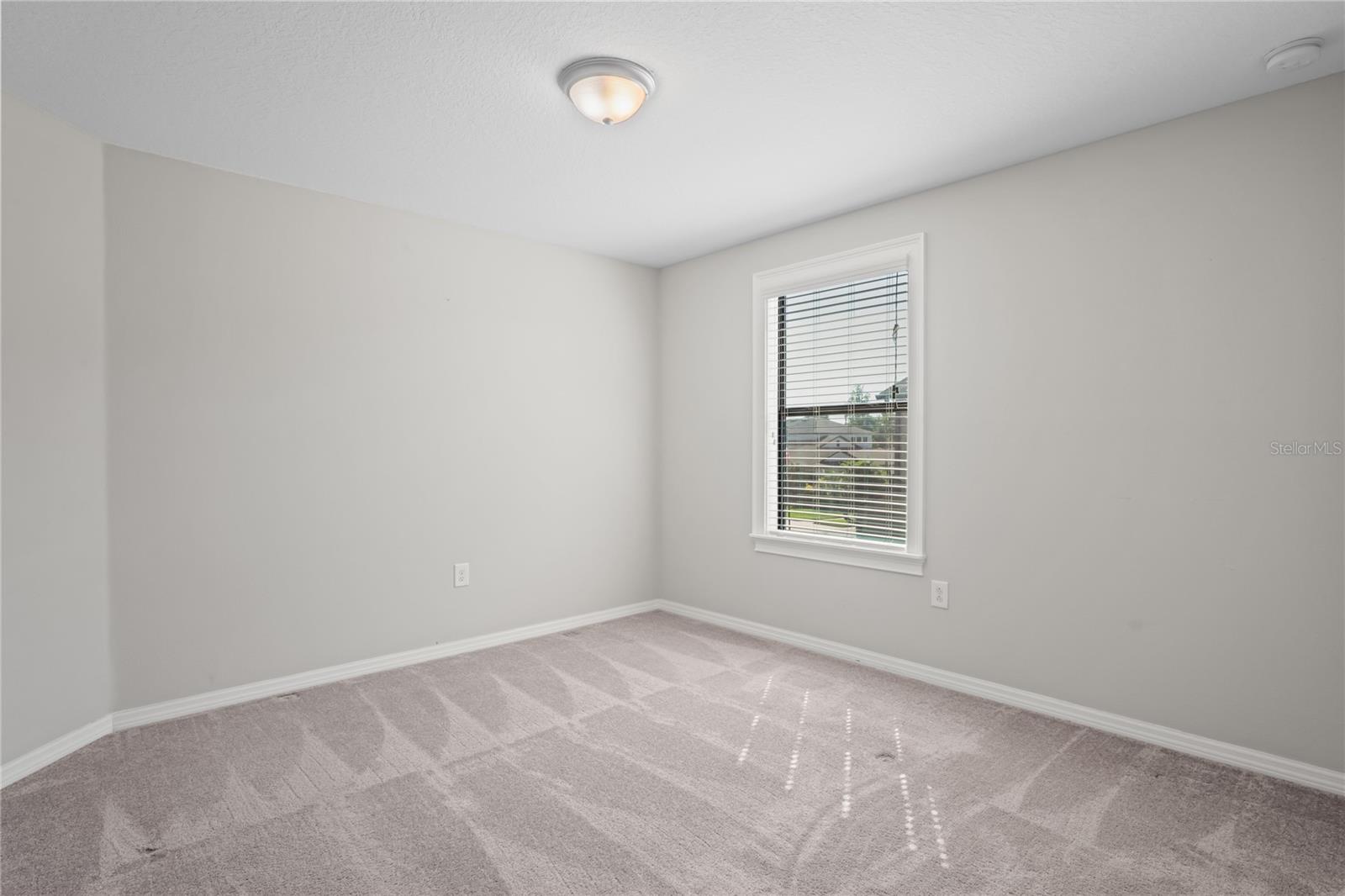 Image 31 of 76 For 18558 Cortes Creek Boulevard