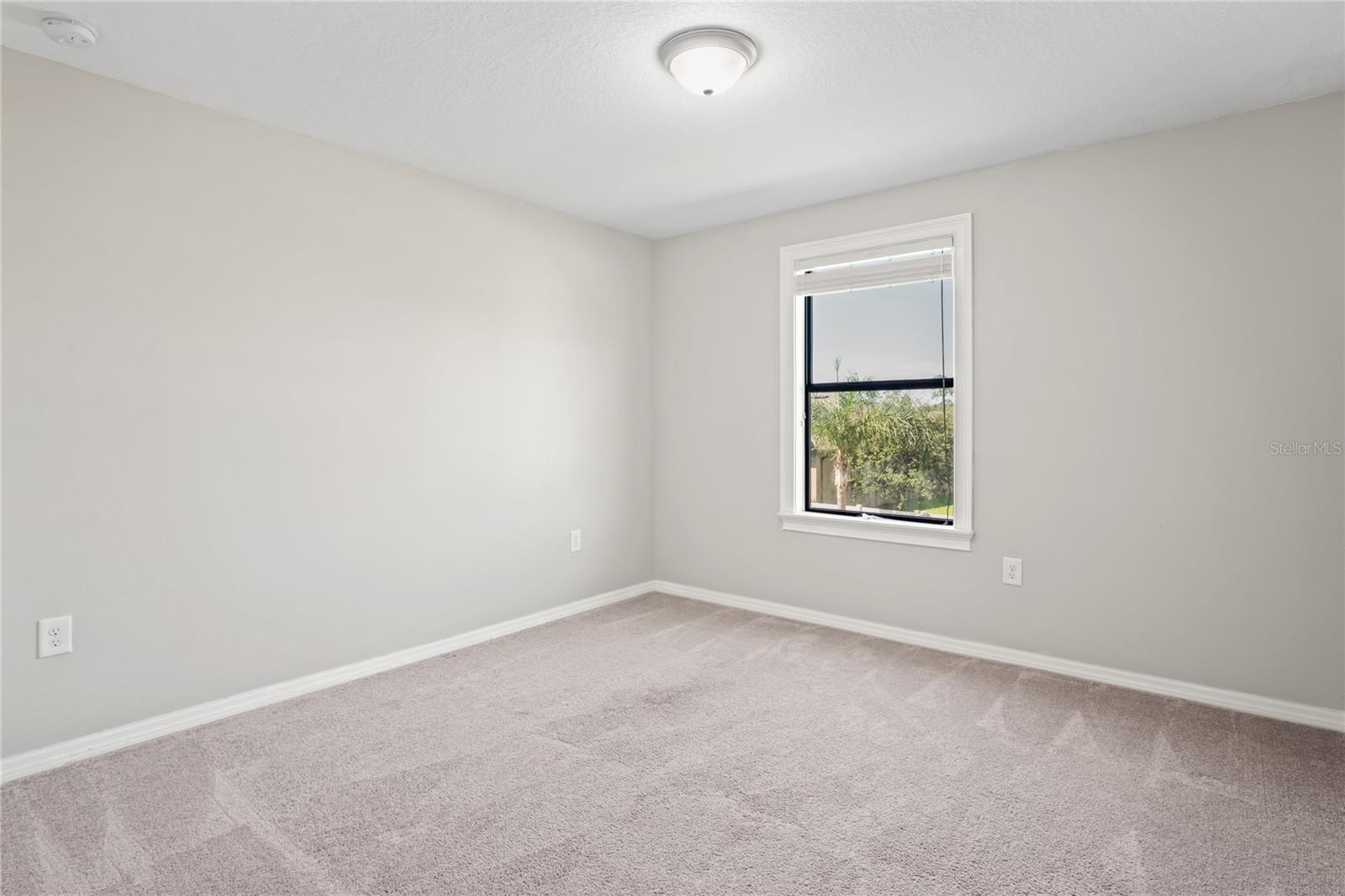 Image 36 of 76 For 18558 Cortes Creek Boulevard
