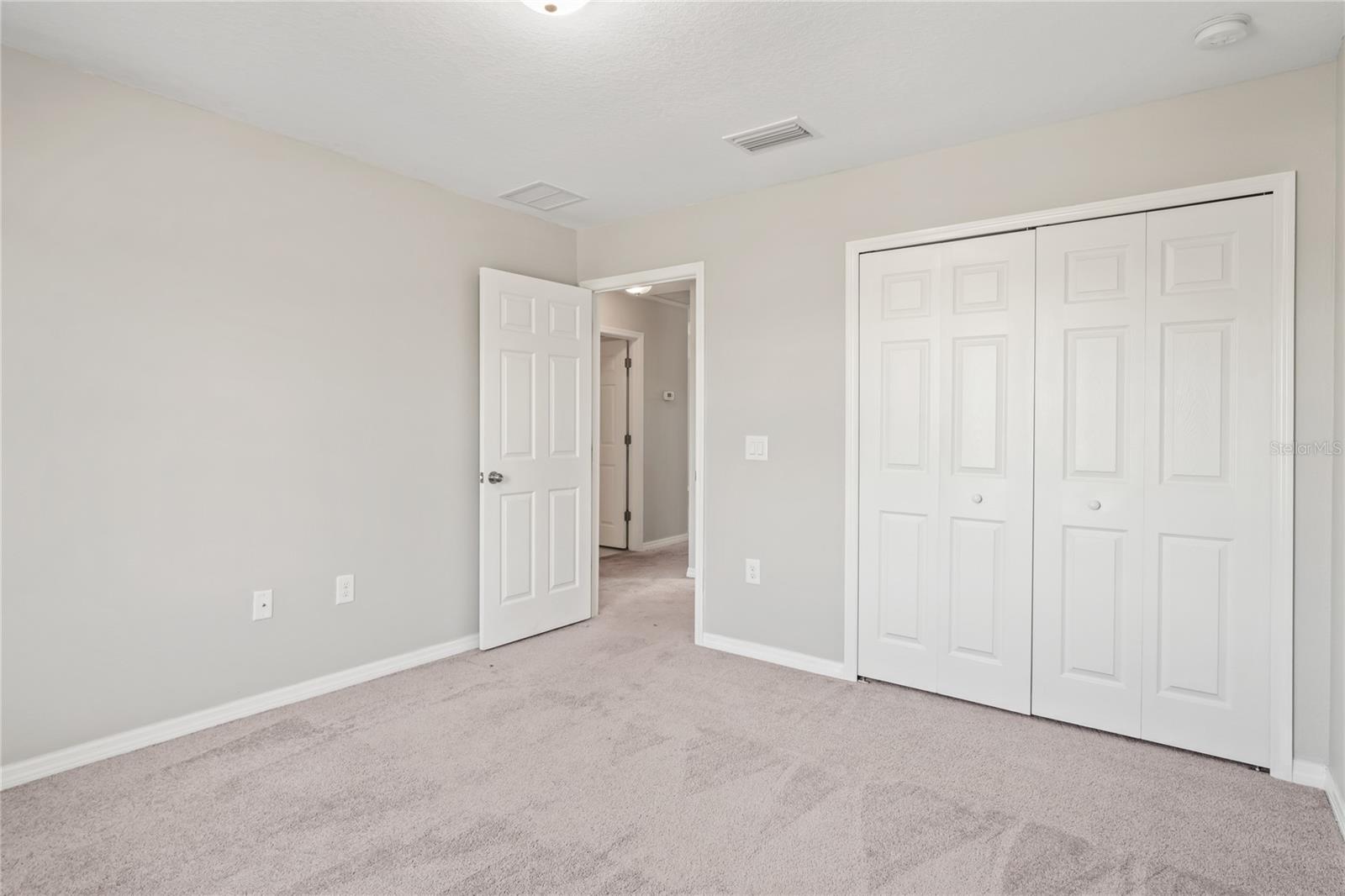 Image 37 of 76 For 18558 Cortes Creek Boulevard