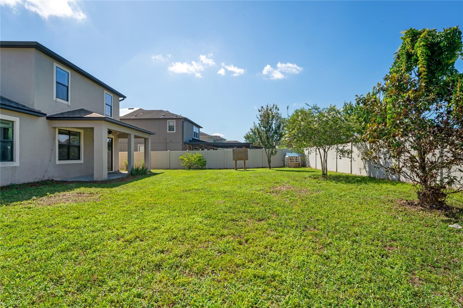 Image 51 of 76 For 18558 Cortes Creek Boulevard