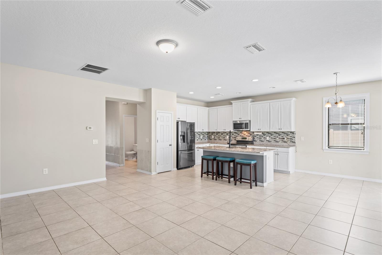 Image 8 of 76 For 18558 Cortes Creek Boulevard